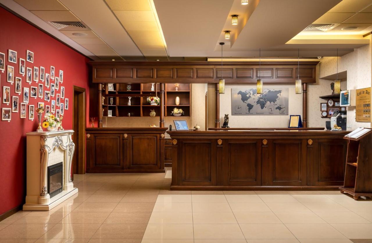 Hotel Leul De Aur Себеш Экстерьер фото