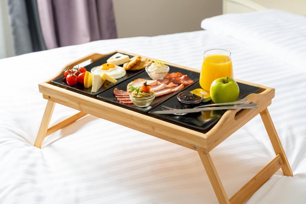 Hotel Leul De Aur Себеш Экстерьер фото