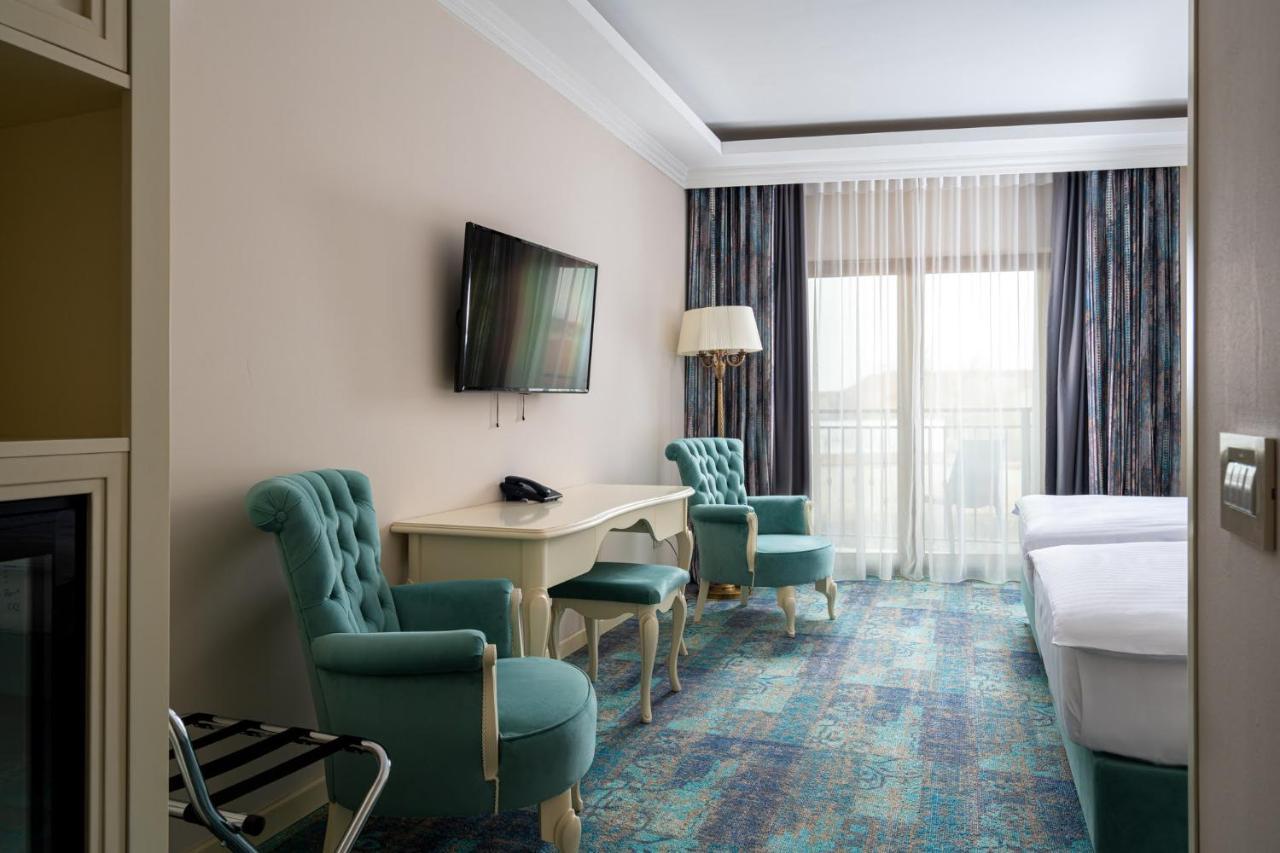 Hotel Leul De Aur Себеш Экстерьер фото