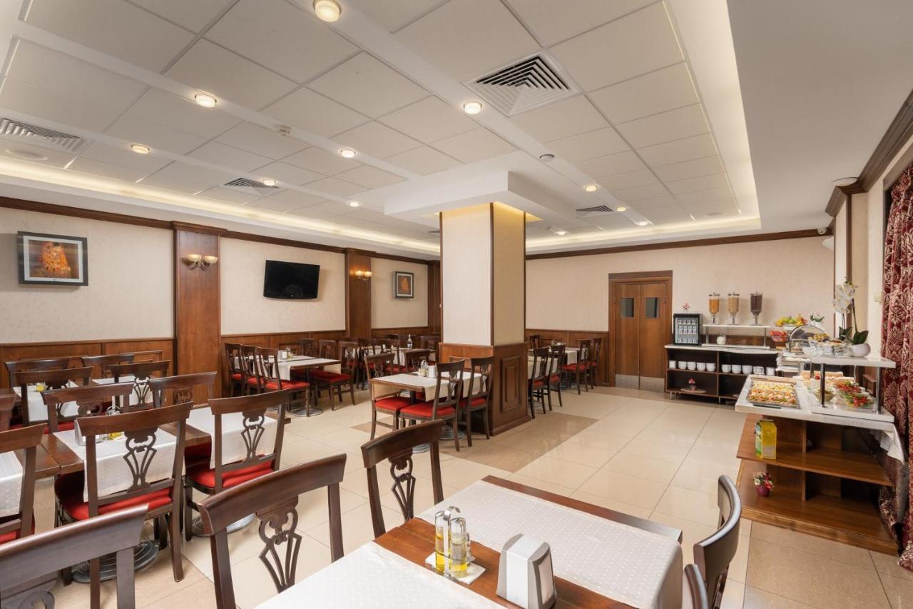 Hotel Leul De Aur Себеш Экстерьер фото