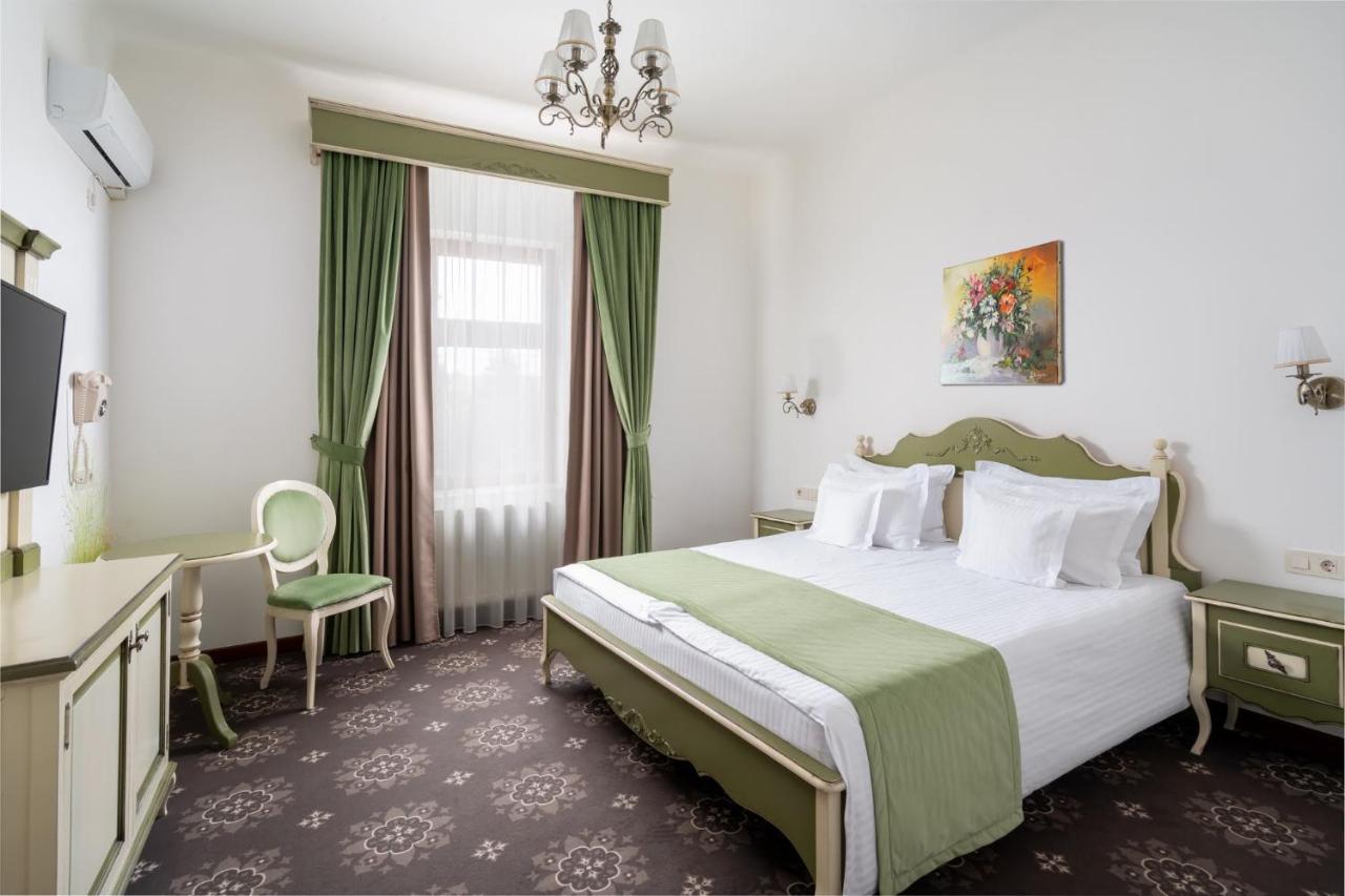 Hotel Leul De Aur Себеш Экстерьер фото